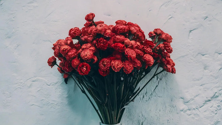 The Art of Color Harmony: Crafting Stunning Monochromatic Floral Arrangements